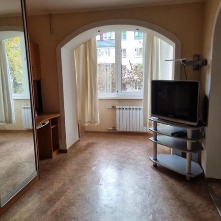 Apartmán 1Комнатная Квартира С Ноткой Прованса Kremenčuk Exteriér fotografie